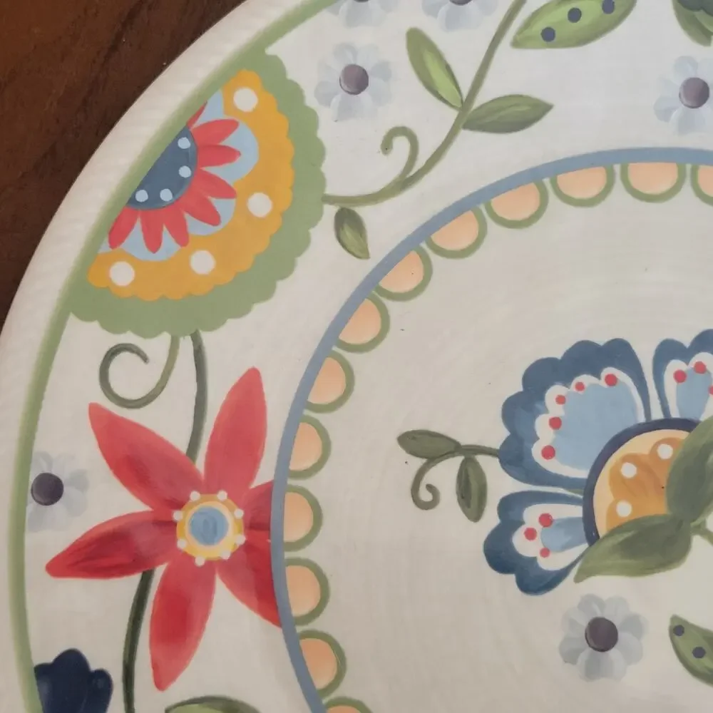 Threshold Melamine  Dinner Floral design Plates set of 4 Target Perfect shape